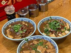 卤煮火烧-门框胡同百年卤煮(新街口店)