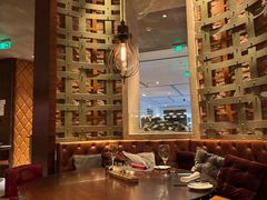 -恰餐厅及酒吧 CHAR Bar & Grill (北京丽都皇冠假日店)