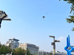 -泉城广场