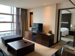 -青岛海尔洲际酒店