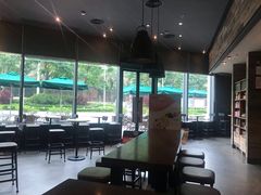 大堂-星巴克(东莞莞城万科中心店)