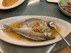 -新镇江酒家(南京西路店)