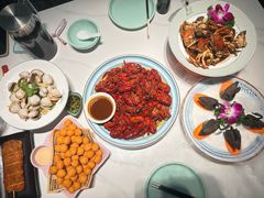 -嗨辣小聚·盘锦河蟹·海鲜烧烤龙虾(盘锦十年好店)