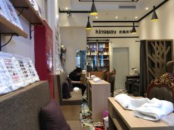 -进巍美甲美睫店