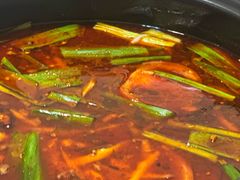 -沈记酸菜牛肉火锅店(九号路店)