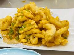 -老码头黑皮肘子锅包肉(赣水路店)