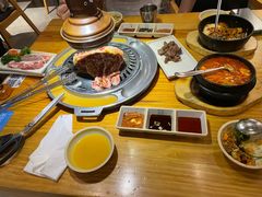 -喜来稀肉(北外滩白玉兰广场店)