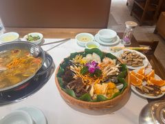 -野菌王•养生汤锅•野生菌火锅(大理漾濞路店)