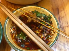 -拈签一笑黄牛肉辣卤串串