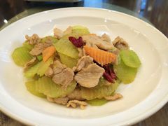 -老唐三下锅 ·张家界地标美食(溪布街店)
