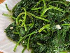 -黄记四更烤乳猪店