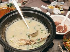 -香山湖家家宴(中山陵店)