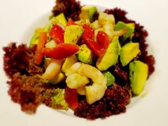 牛油果虾仁沙拉-兰特伯爵西餐厅·啤酒屋(方庄店)