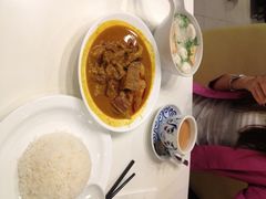 咖喱牛腩-翠华餐厅(山顶道店)