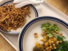 弯脚杆油茶-正南齐北·老街糯米团(洪崖洞店)