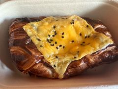 -HOT CRUSH趁热集合·现烤面包(环球港店)