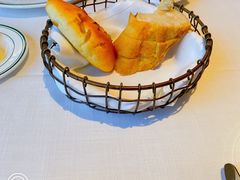 餐前包-Wolfgang’s Steakhouse 沃夫冈牛排馆(上海白玉兰广场店)