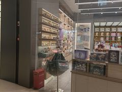 -泡泡玛特POPMART(杭州乐堤港店)