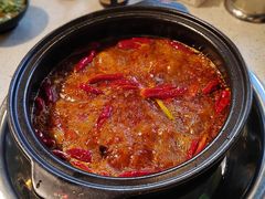 招牌红油锅底-钢管厂五区小郡肝串串香(南山店)