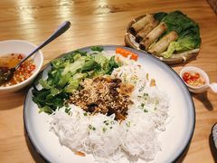 河内烤肉捞檬-越美小馆·越南料理(曲江店)