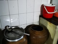 -正宗杨记普洱酸醋米线(总店)