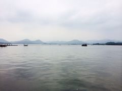 iphone_upload_pic-西湖游船