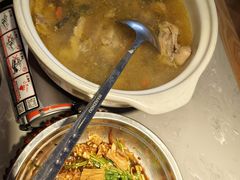 滋补鸡汤-大碗先生(万科金色梦想店)