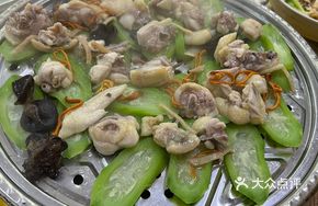Lotus Leaf Steam Fan Chicken