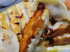 虾肉锅贴-众口斋锅贴(银泰城店)