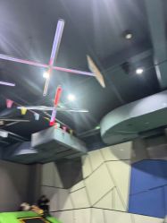-反弹蹦床公园·亲子乐园·团建·派对(尚品奥莱店)