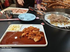 -牛味道炭火烤肉(湖前总店)