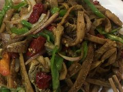 -萨宁音登锡伯风味餐厅(一楼店)