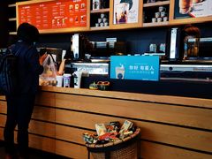 -星巴克(广州南站A18检票口楼上)