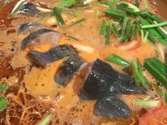 -亮欢寨酸汤鱼(沙冲路店)