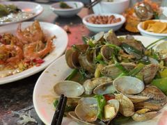 -岛中岛·海鲜大排档·万宁老字号(东澳店)