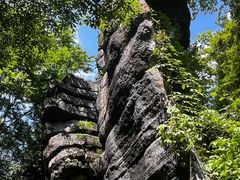 -梭布垭石林景区