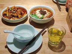 -全牛匠·乐山跷脚牛肉(新中关店)