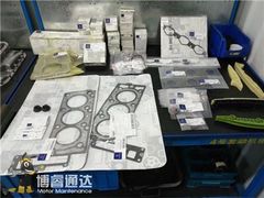 奔驰发动机大修-博睿通达汽车修理站