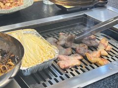 -臻牛烤肉