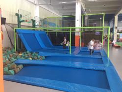 -蹦贝JumpingJack运动中心·炫飞蹦床(龙华店)