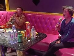 -歌友汇KTV(悦荟广场店)