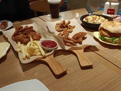-必胜客(柳州万象城店)