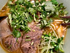 皇朝双宝牛肉面-陳八两面家(滨江天街店)