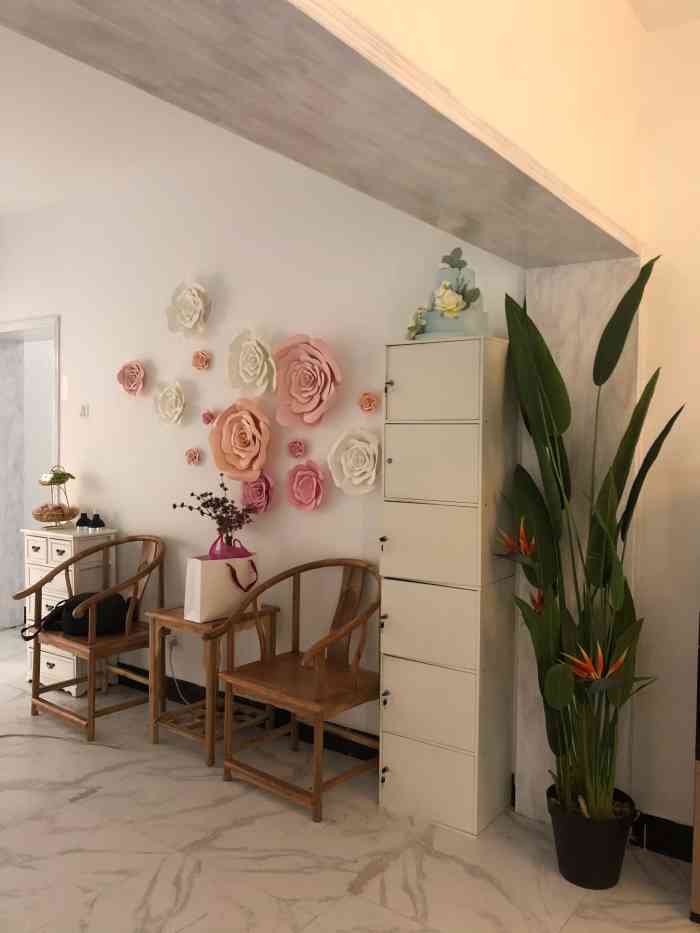 原色摄影私人定制品质婚纱店(西安店)