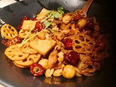 -风光老灶麻辣香锅(大成路翠微百货店)
