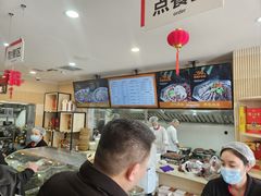 -闫家驴肉老店(华电一校店)