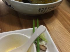 -徽湘园和马路串串火锅