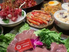 -萍姐火锅·公路夜市(武汉首店)