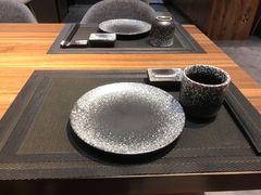 餐具摆设-隐初·SUSHI·美式日本料理