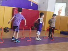 -城市传奇北控篮球俱乐部小篮球训练基地(东坝店)